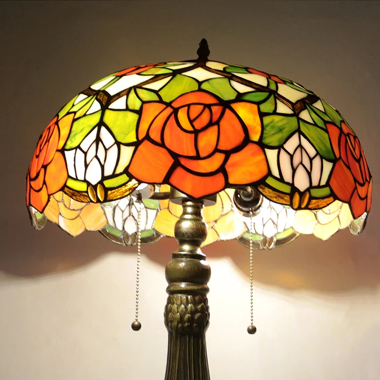 Abajur Tiffany Rosas Amarelas 65cm