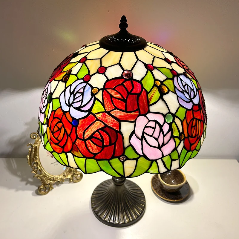 Abajur Tiffany Rosas Europeias 60cm