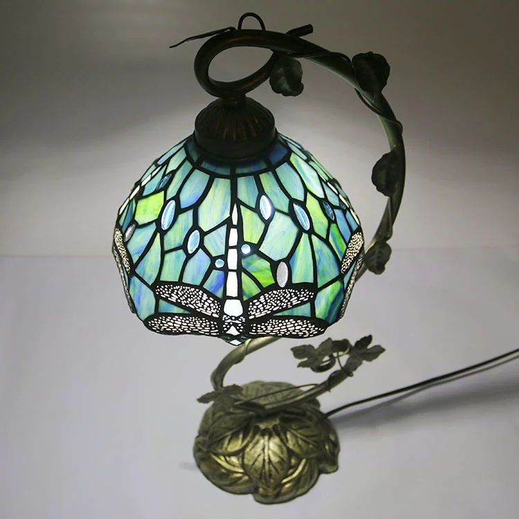 Abajur Tiffany Asa de Esmeralda 52cm