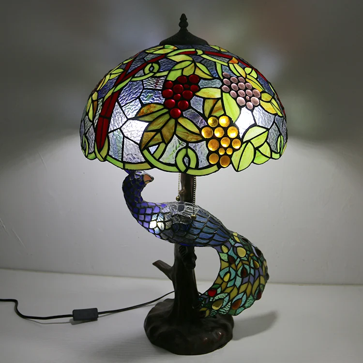 Abajur Tiffany Vinha Clássica 70cm