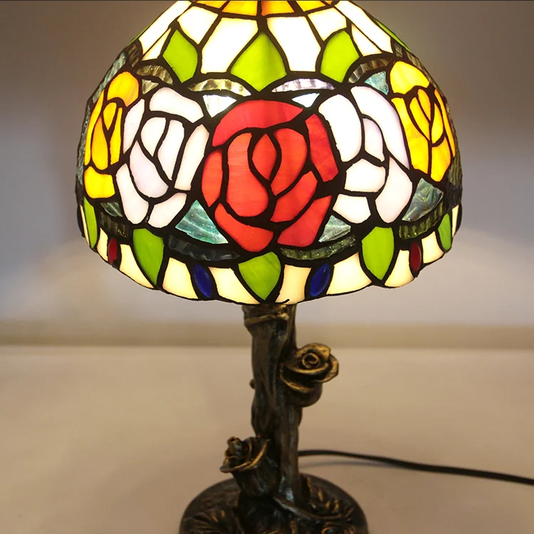 Abajur Tiffany Rosa Antiga 36cm