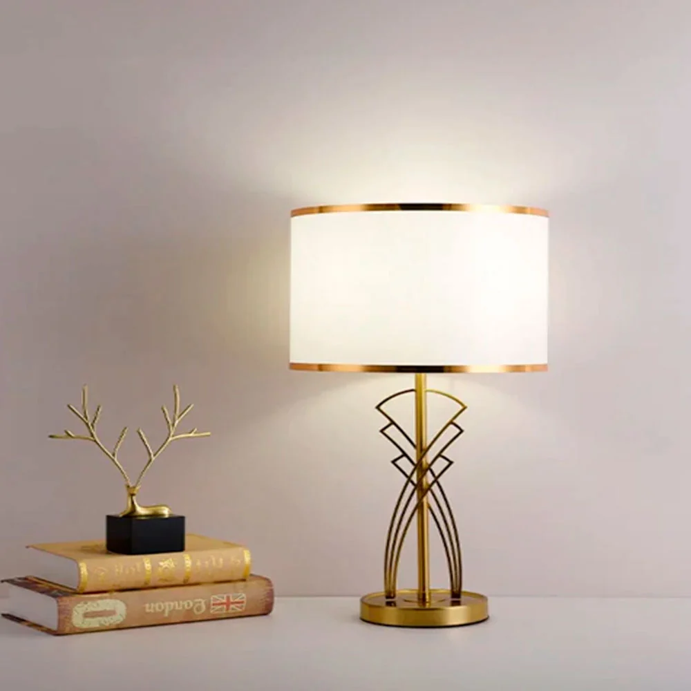 Abajur de Mesa Cidônia em Metal 58cm em ambiente decorado
