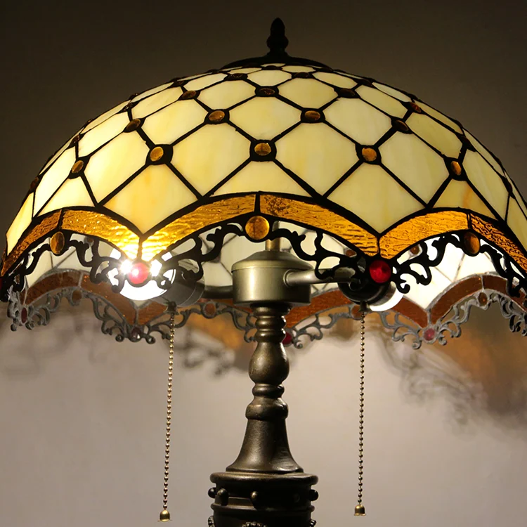 Abajur Tiffany Pérolas Coloridas 65cm