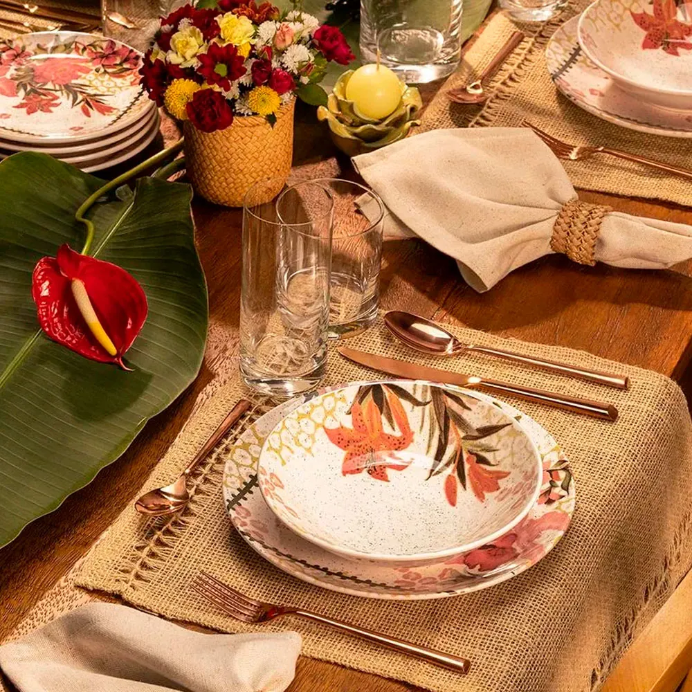 Aparelho de Jantar Buquê Tropical 30 Peças em ambiente decorado