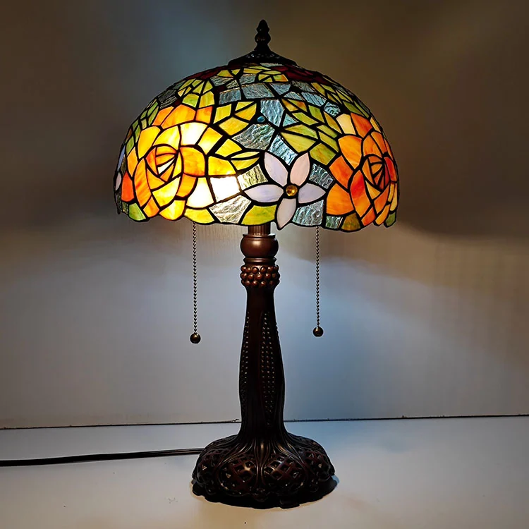 Abajur Tiffany Rosa Clássica 56cm