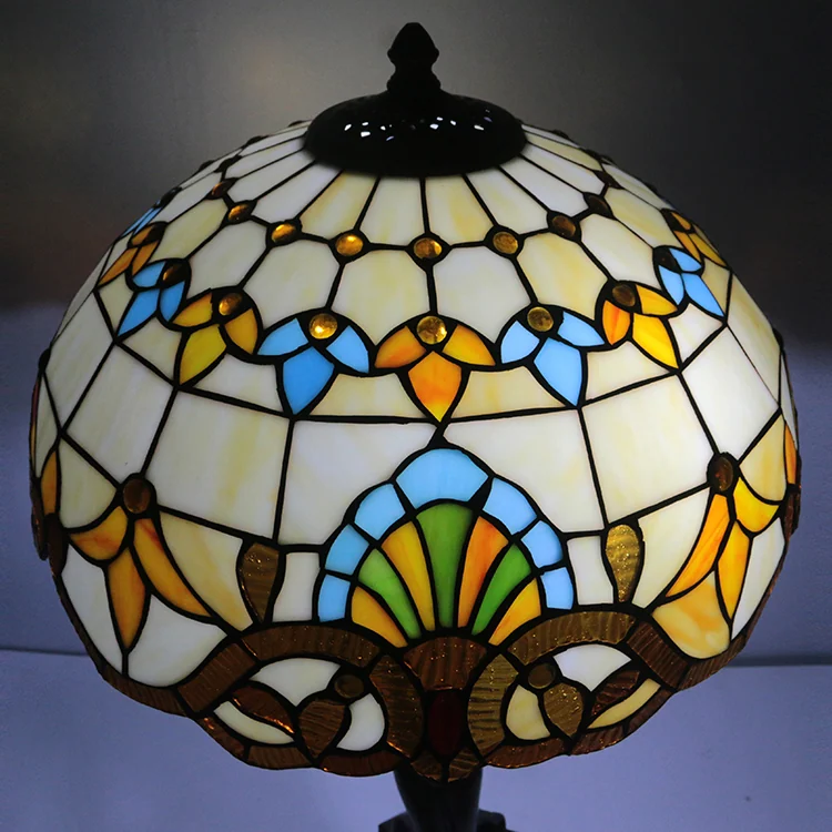 Abajur Tiffany Banker Elegance 72cm