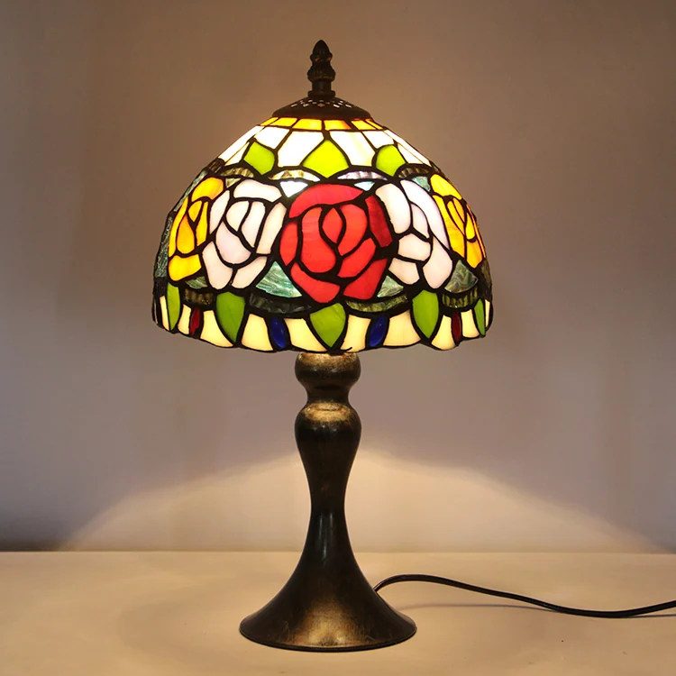 Abajur Tiffany Rosa Rubra 38cm