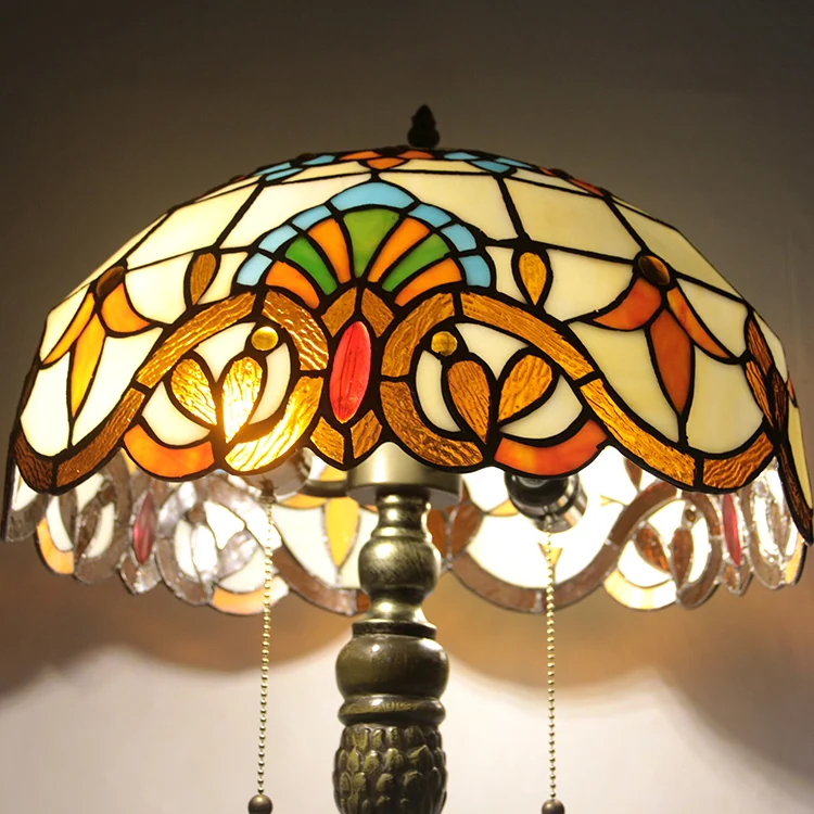 Abajur Tiffany Majestade Barroca 65cm