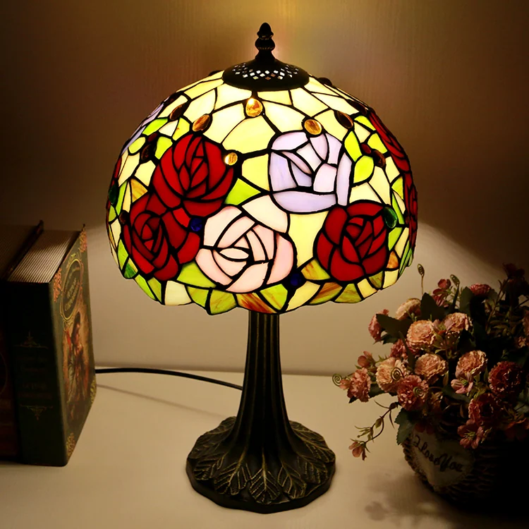 Abajur Tiffany Flor de Rosas 46cm