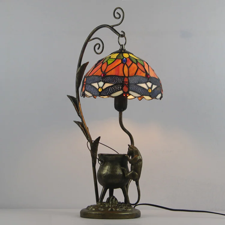 Abajur Tiffany Âmbar 60cm em ambiente decorado